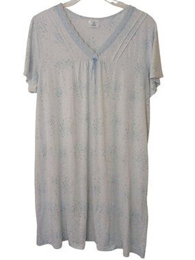 Light Blue Floral V-Neck Nightgown Womens 1X Fundamentals Short Sleeve #D-40